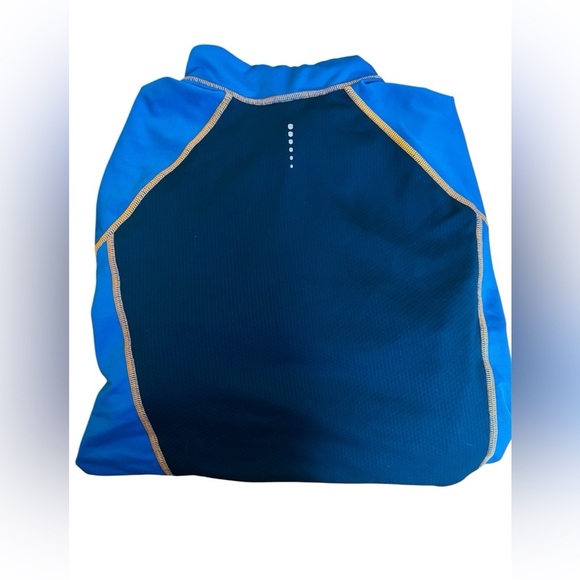 North face Men’s quarter zip - size large - Picture 2 of 4